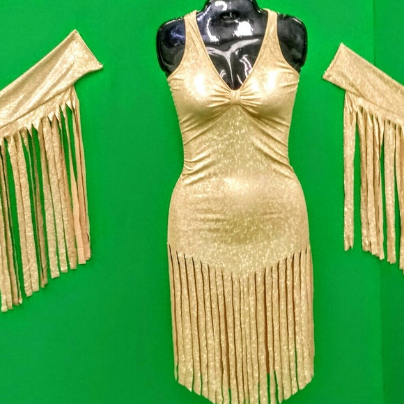 Sexy Classy Outfits w/Sleeves - Picture 6 of 8